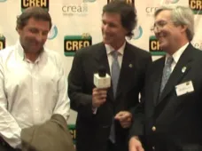 TV: Reflexiones de dos productores CREA exitosos; entrev. Rafael Llorente y Oscar Alvarado