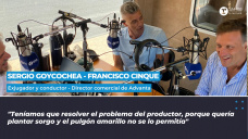 Sergio Goycochea, exjugador y conductor y Francisco Cinque, director comercial de Advanta 