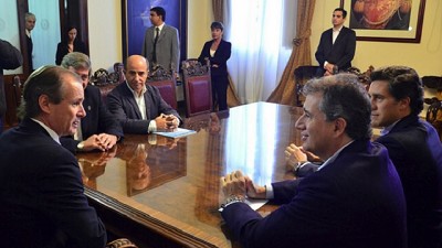 Inundaciones: Etchevehere se reunió con el gobernador de Entre Ríos