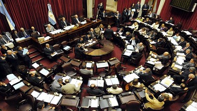 Senadores comienzan el debate sobre Ganancias