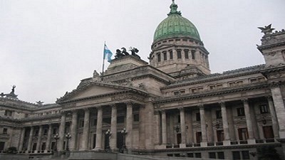 Sin leyes no hay patria ni libertad, por Carlos Villafuerte Ruzzo