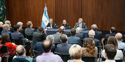 Los ministerios de Ciencia, Producción y Agroindustria firman acuerdo sobre bioeconomía