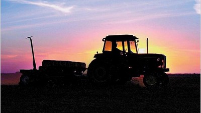 Sólo 12% de caminos rurales, asfaltados