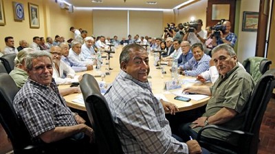 Un sector de la CGT le ofreció al Gobierno frenar el paro que impulsa Moyano