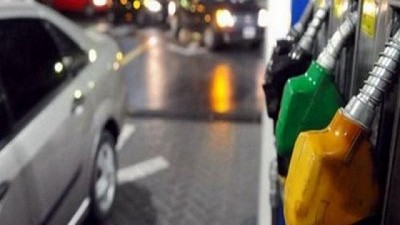 En los próximos días subirán cerca de 10% las naftas y el gasoil