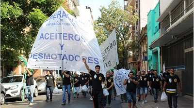 Aceiteros: el análisis económico detrás del reclamo que rompió el techo salarial