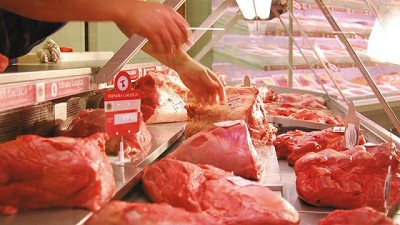 Preocupación por caída del consumo de carne y falta de avances en normalización de la cadena