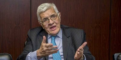 Jorge Castro (UB): “Si Alberto F. no critica al gobierno de Maduro, no va a poder refinanciar la deuda”