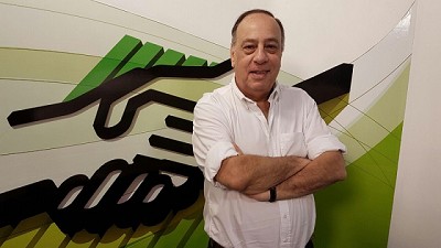 Mientras no haya una economía competitiva, está el riesgo del populismo autocrático, por Roberto Cachanosky