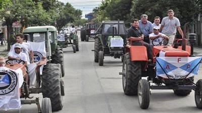 Tensión entre el campo y el Gobierno por las retenciones: habría subas para la soja y bajas para las economías regionales