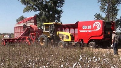 Dolbi aporta máquinas para tecnificar el algodón en Santiago del Estero