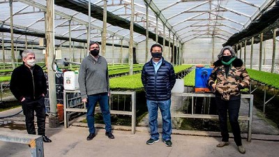 El ministro Rodríguez visitó la cooperativa Tecnoflor
