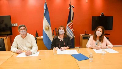 El MDA firmó un convenio con el INTA y la FAUBA para el desarrollo de híbridos de maíz adaptados a distintos escenarios productivos de la provincia