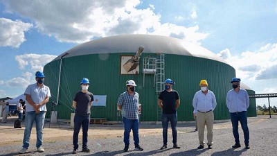 El ministro Rodríguez participó de la inauguración de una planta Bioeléctrica en General Alvear
