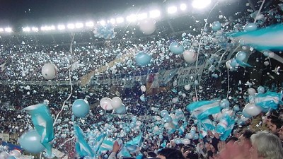 La pregunta del millón, ¿seguir en 1° B o salir  a ganar la Libertadores?; por Ricardo Bindi
