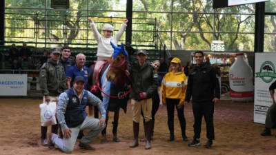 Equinoterapia: la Gendarmería suma cinco centros  a esta actividad