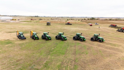 Bull suma 140 tractores a su oferta y acelera la construcción de su planta de ensamblado en Carmen de Areco